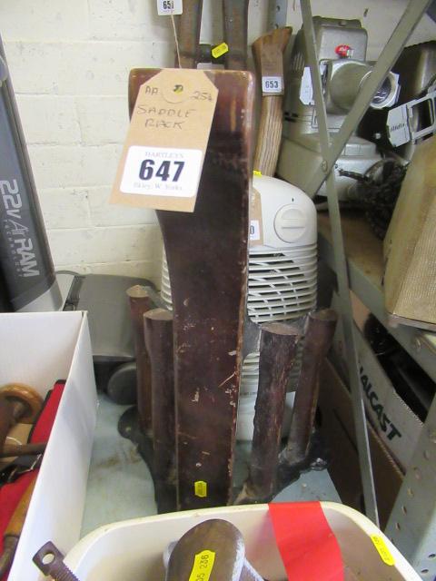 SADDLE RACK Image