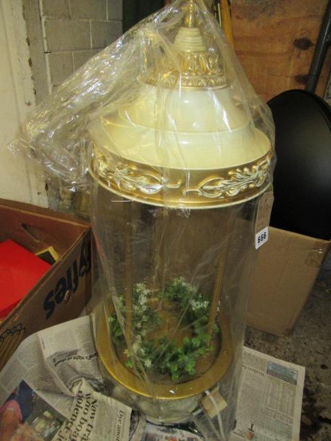 VINTAGE WATER FEATURE Image