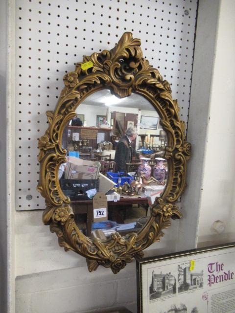DECORATIVE OVAL MIRROR Image