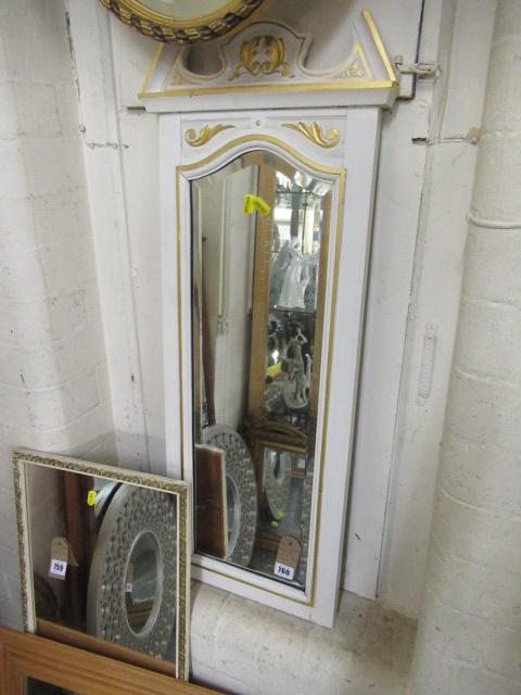 PAINTED WHITE FRAMED MIRROR Image