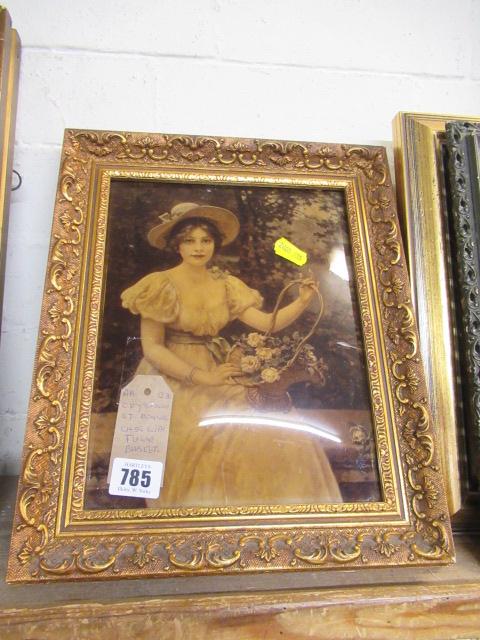 CRYSTOLEUM OF BONNIE LASS WITH FLOWER BASKET Image