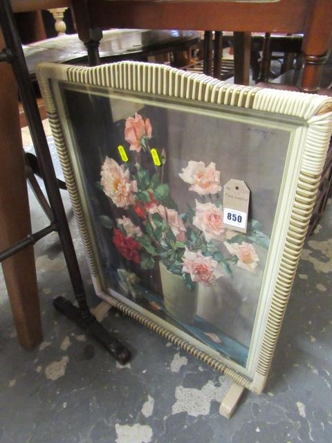 RETRO FIRESCREEN Image