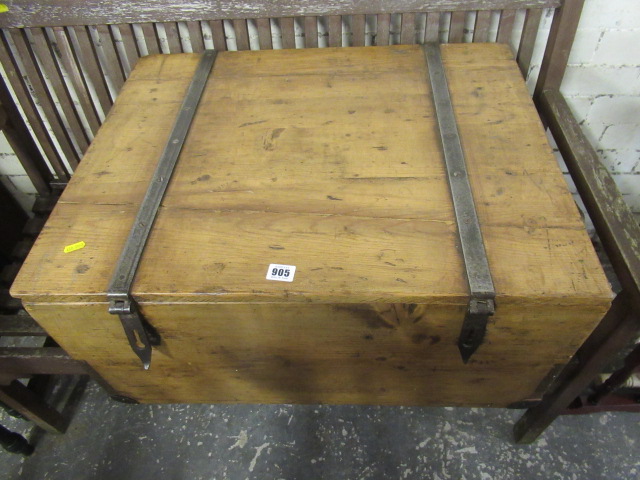 PINE BOX / COFFEE TABLE Image