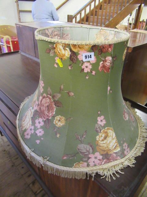 RETRO FLORAL LIGHTSHADE Image