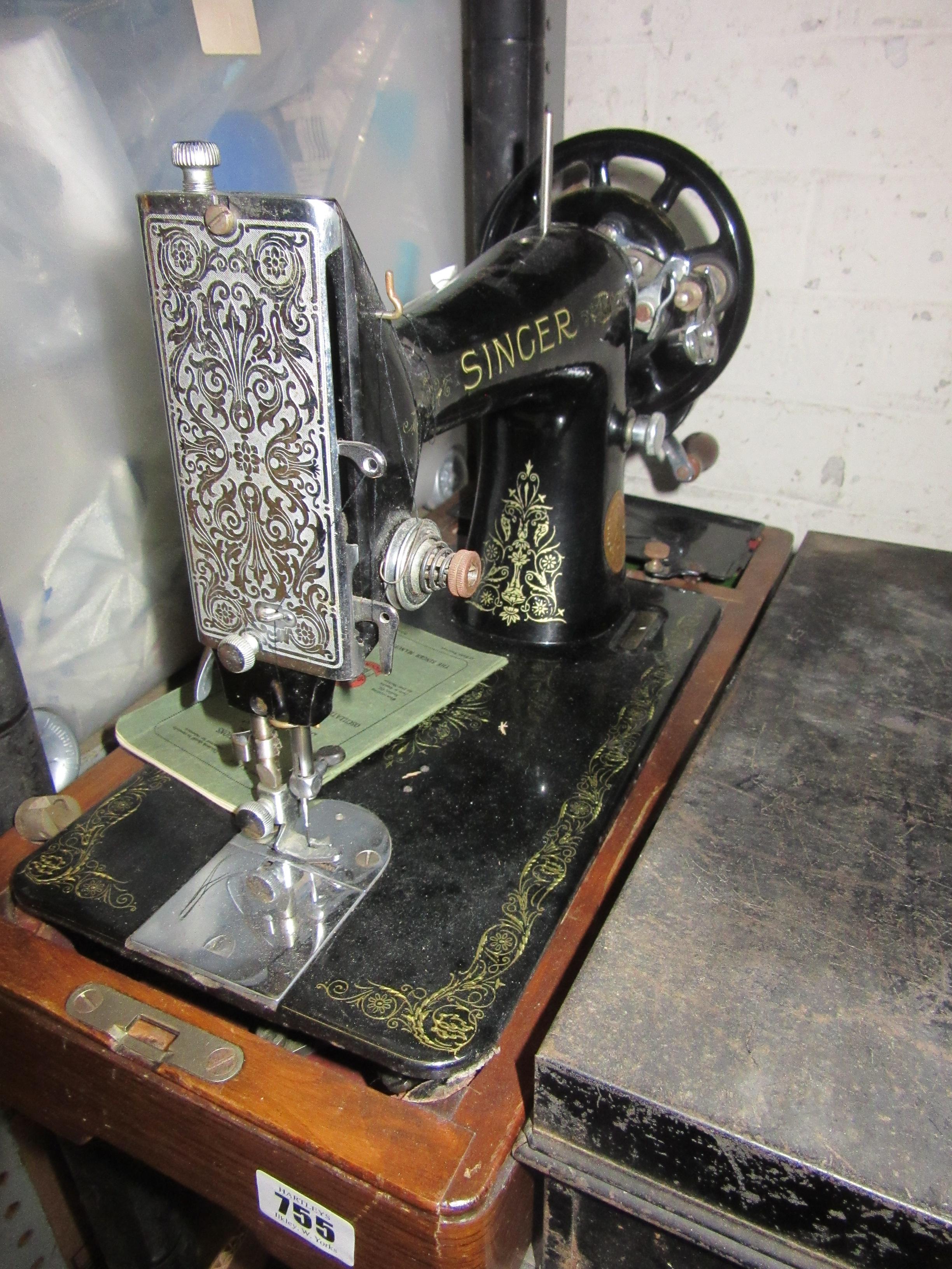 Singer sewing machine | Hartleys Auctioneers & Valuers