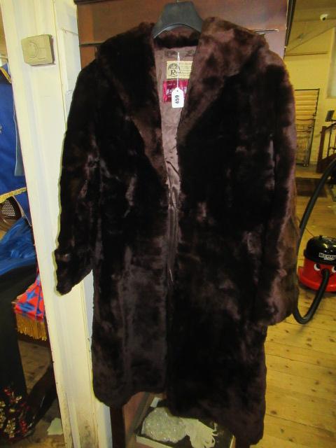 ROSS BROWN LAMB COAT Image