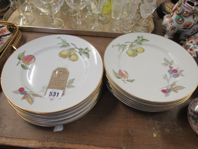 TWELVE ROYAL WORCESTER EVESHAM PATTERN SIDE PLATES Image
