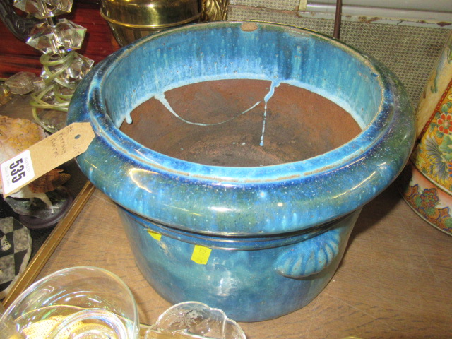 POTTERY PLANTER Image