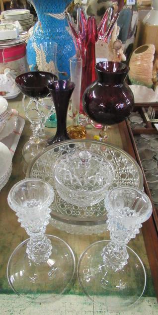 QUANTITY OF MIXED GLASS Image