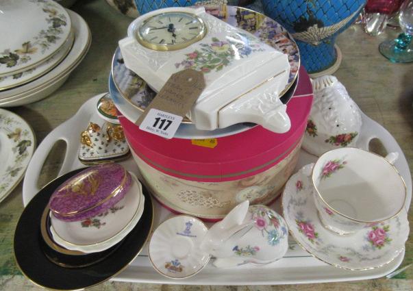 TRAY OF CERAMICS Image