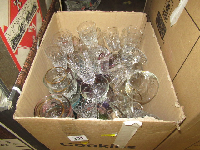 BOX OF GLASSES Image