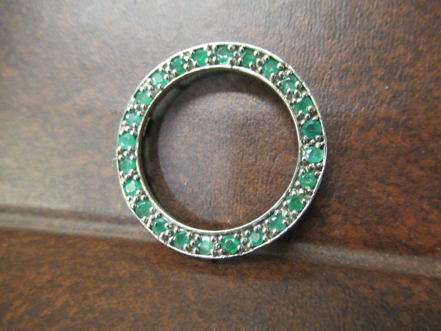 GEM SET SILVER PENDANT Image