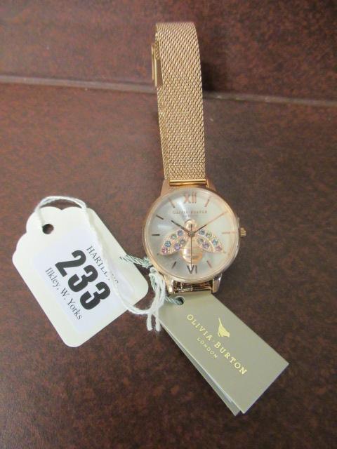 OLIVIA BURTON BEE WRISTWATCH Image