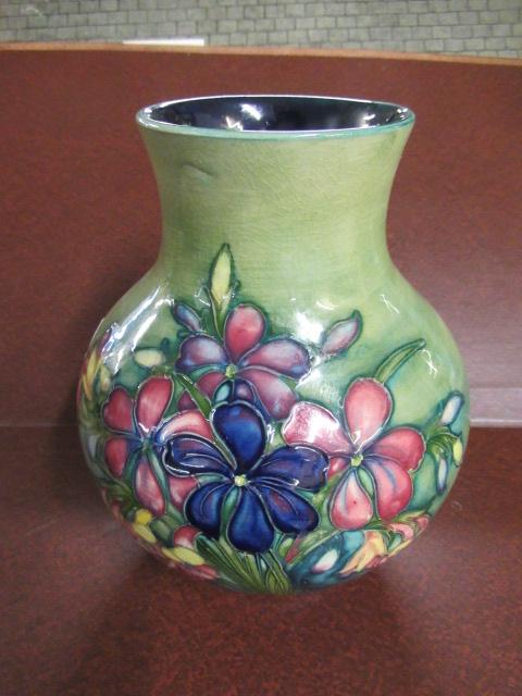 MOORCROFT VASE Image