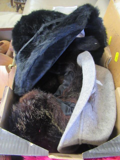 BOX OF FUR STOLES AND A FEATHER BOA Image