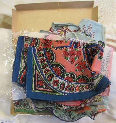 SMALL COLLECTION OF 1930S HANDKERCHIEFS Image