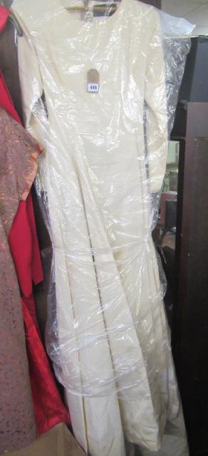 VINTAGE WEDDING DRESS Image