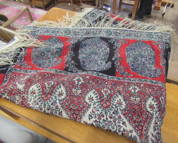 PRINTED WOOL PAISLEY SHAWL Image