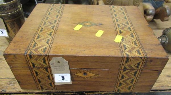 PARQUETRY WRITING SLOPE Image