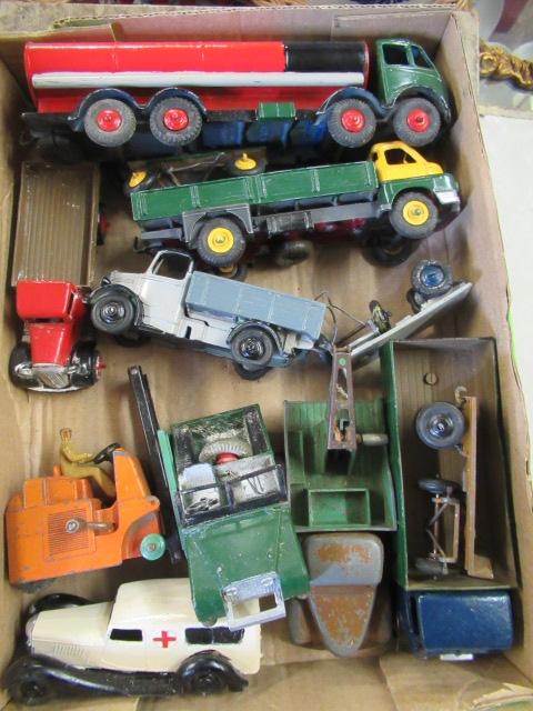 QUANTITY OF DIECAST CARS Image