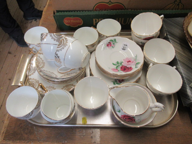 ROYAL VALE AND ANOTHER TEASET Image
