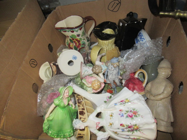 BOX OF CERAMICS INCLUDING ROYAL DOULTON FIGURES Image