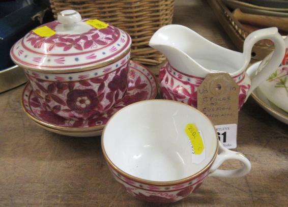 FIVE PIECES OF RUSSIAN PORCELAIN Image