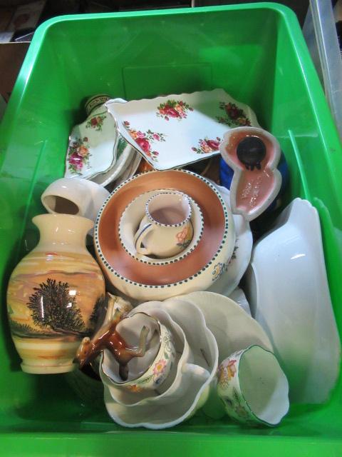 BOX OF POOLE AND ASSORTED CERAMICS ETC Image