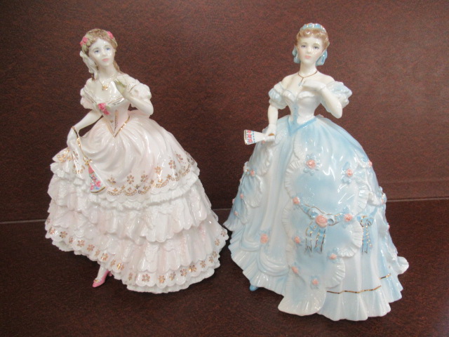 TWO ROYAL WORCESTER FIGURES Image