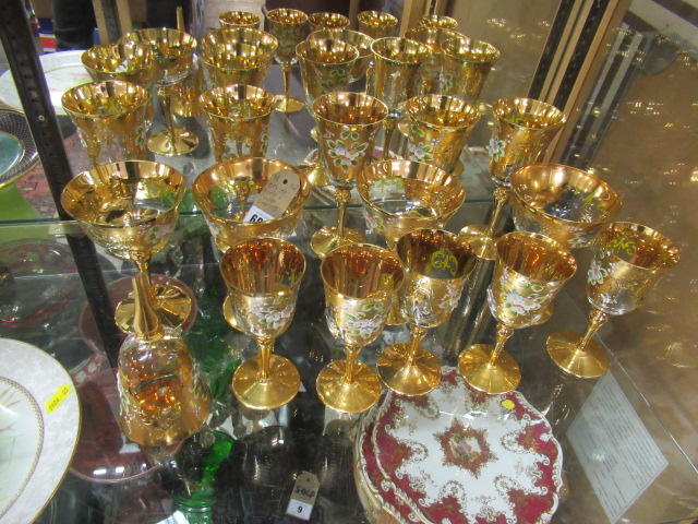 QUANTITY OF GILDED AND PAINTED GLASS GOBLETS Image