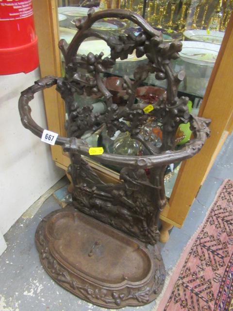 CAST IRON STICK STAND Image