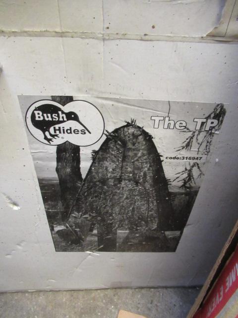 CAMOUFLAGE BUSH HIDE Image