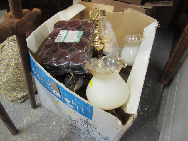 BOX OF WALL LIGHTS AND A CEILING LIGHT Image