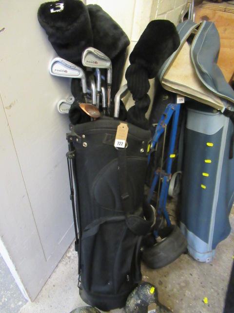 GOLF CLUBS AND BAG Image