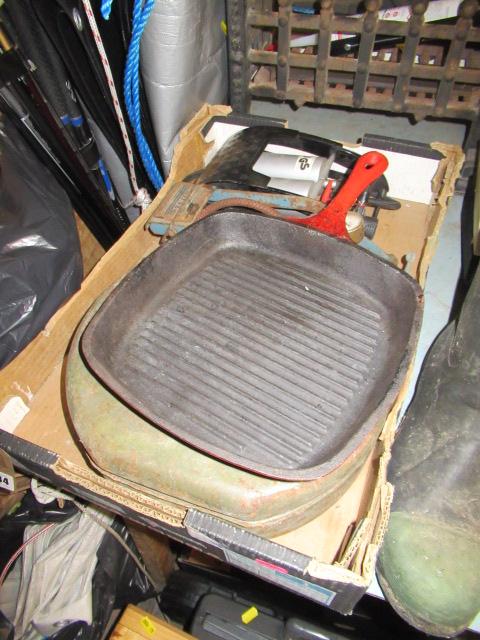 BOX WITH CAST IRON SKILLET ETC Image