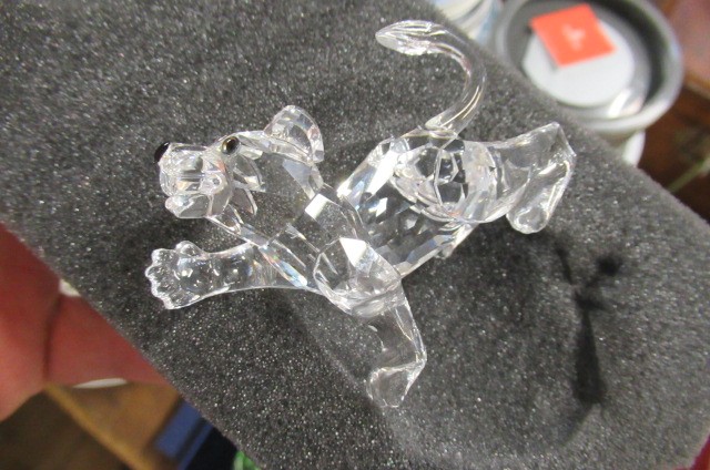 EIGHT PIECES OF SWAROVSKI Image