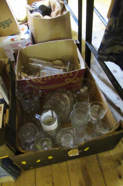 BOX OF GLASSES Image