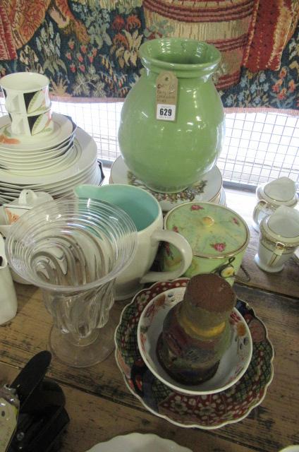 QUANTITY OF CERAMICS AND GLASS Image