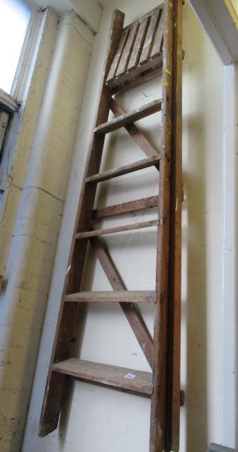 WOODEN STEP LADDER Image