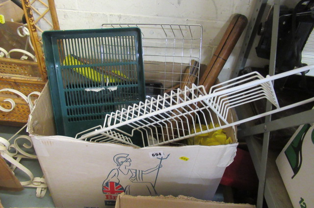 BOX OF KITCHEN AND OTHER ITEMS Image