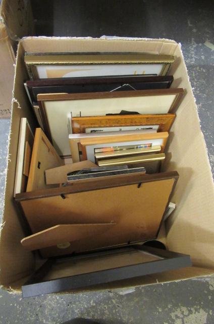 BOX OF FRAMES Image