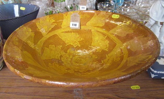 LARGE SLIP GLAZED BOWL Image