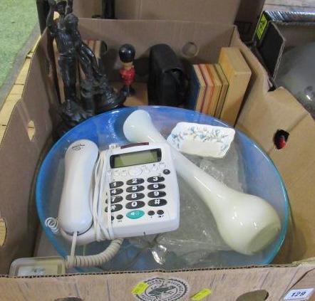 BOX OF MISCELLANEOUS INCLUDING PRACTICA BINOCULARS Image