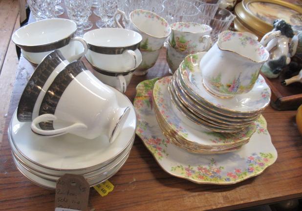 COALPORT TEA SERVICE AND ANOTHER Image