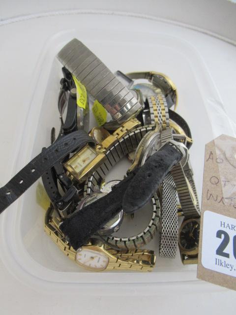 QUANTITY OF WATCHES Image