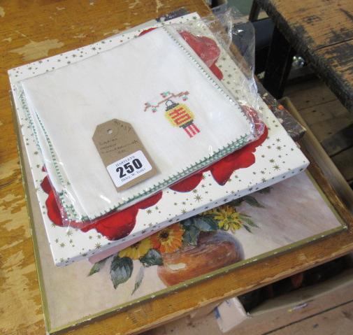 LADIES BOXED HANDKERCHIEFS Image