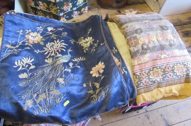 TWO SILK CUSHION COVERS AND THROWS ETC Image