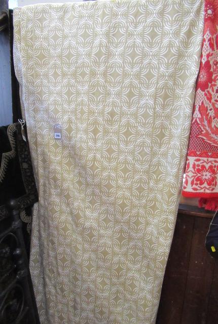 PAIR OF LINED EX SHOW HOUSE CURTAINS Image
