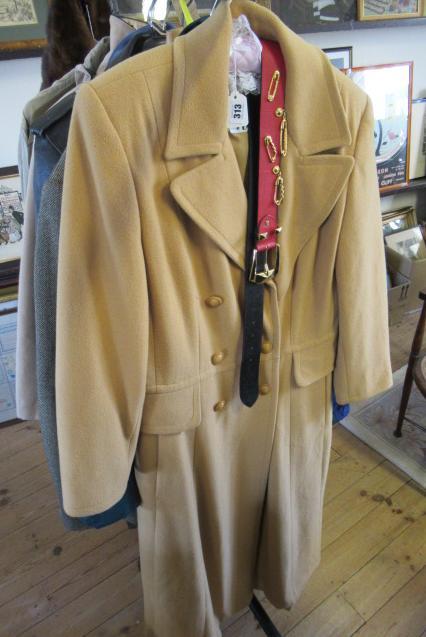 YELLOW COAT AND BAGUETTE SAFETY PIN BELT Image