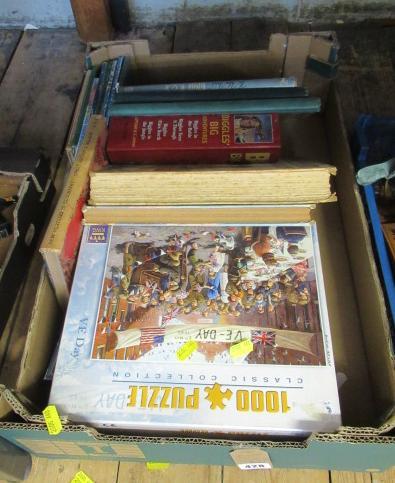 BOX CONTAINING JIGSAWS AND BOOKS Image